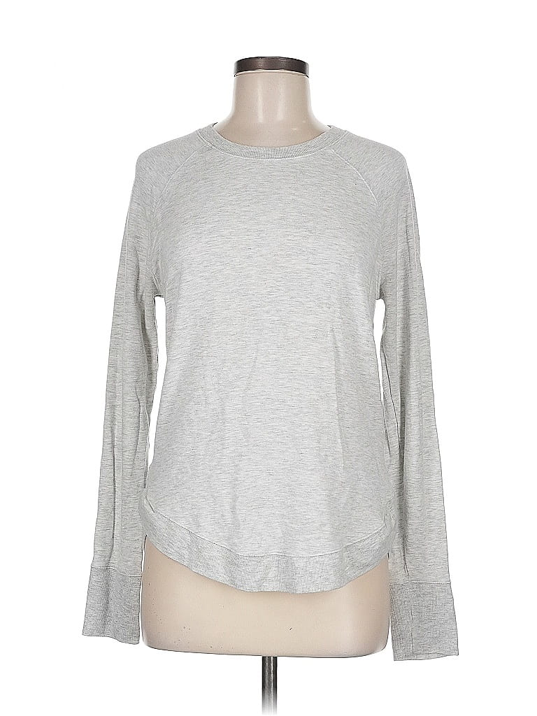 Pre-owned Athleta Long Sleeve T-shirt In Silver