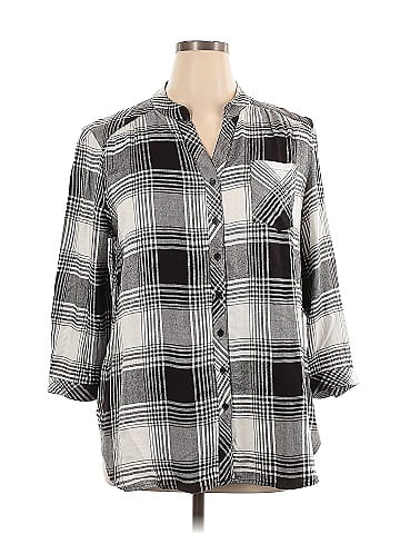 Khakis & Co 3/4 Sleeve Button-Down Shirt (view 1)