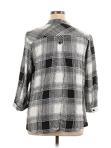 Khakis & Co 3/4 Sleeve Button-Down Shirt (view 2)