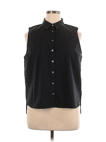 SPANX Sleeveless Button-Down Shirt (view 1)