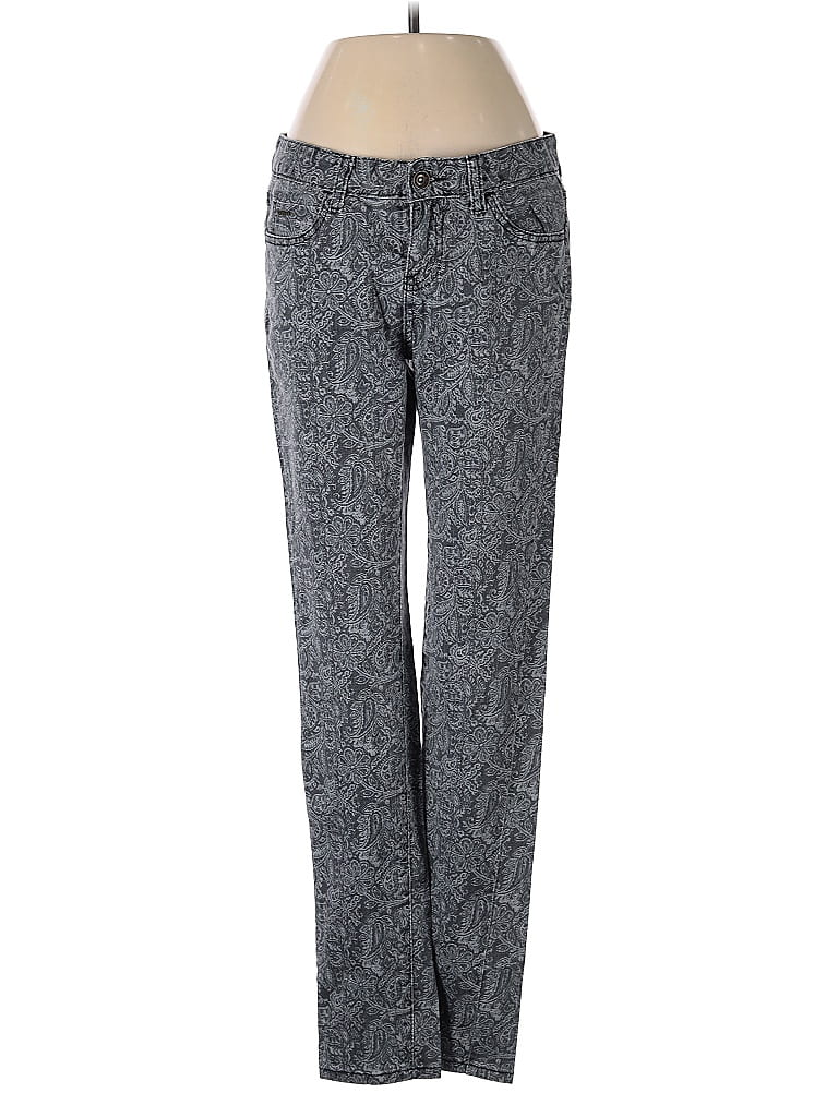 Click to view more detailed imagery on our partner's website Pre-owned Billabong Jeans In Gray