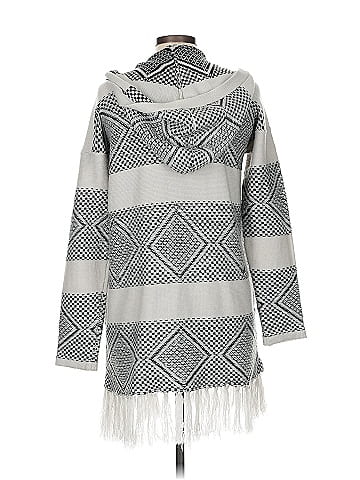 Hem & Thread Poncho (view 2)