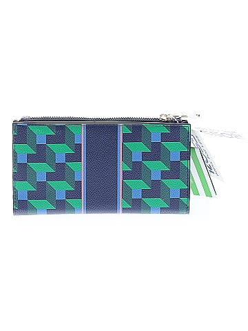 C. Wonder Clutch (view 2)
