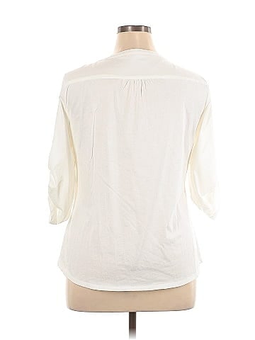 Soho JEANS NEW YORK & COMPANY 3/4 Sleeve Blouse (view 2)