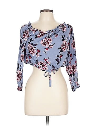 Kendall & Kylie 3/4 Sleeve Blouse (view 1)