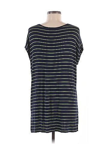 CAbi Sleeveless T-Shirt (view 2)