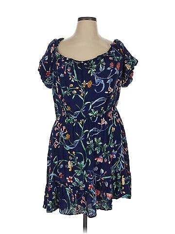 Slate & Willow Casual Dress (view 1)
