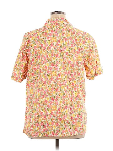 Liz Claiborne Short Sleeve Button-Down Shirt (view 2)