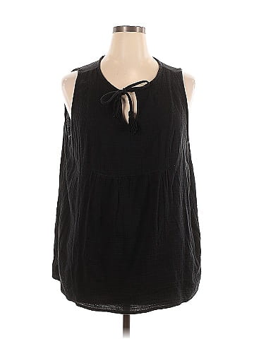 Old Navy Sleeveless Blouse (view 1)