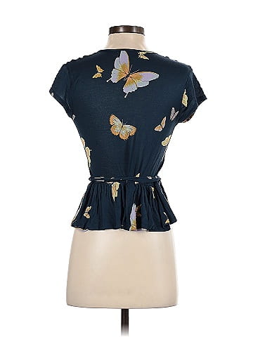 Urban Outfitters Short Sleeve T-Shirt (view 2)