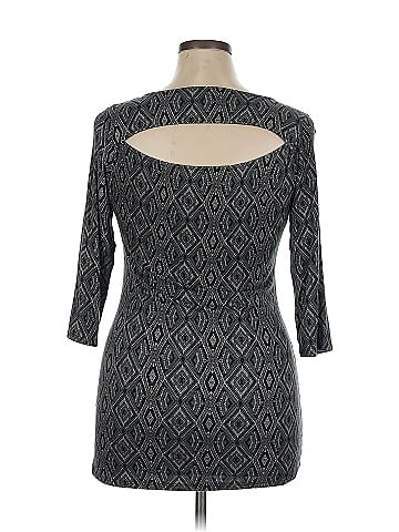 Loveappella 3/4 Sleeve Top (view 2)