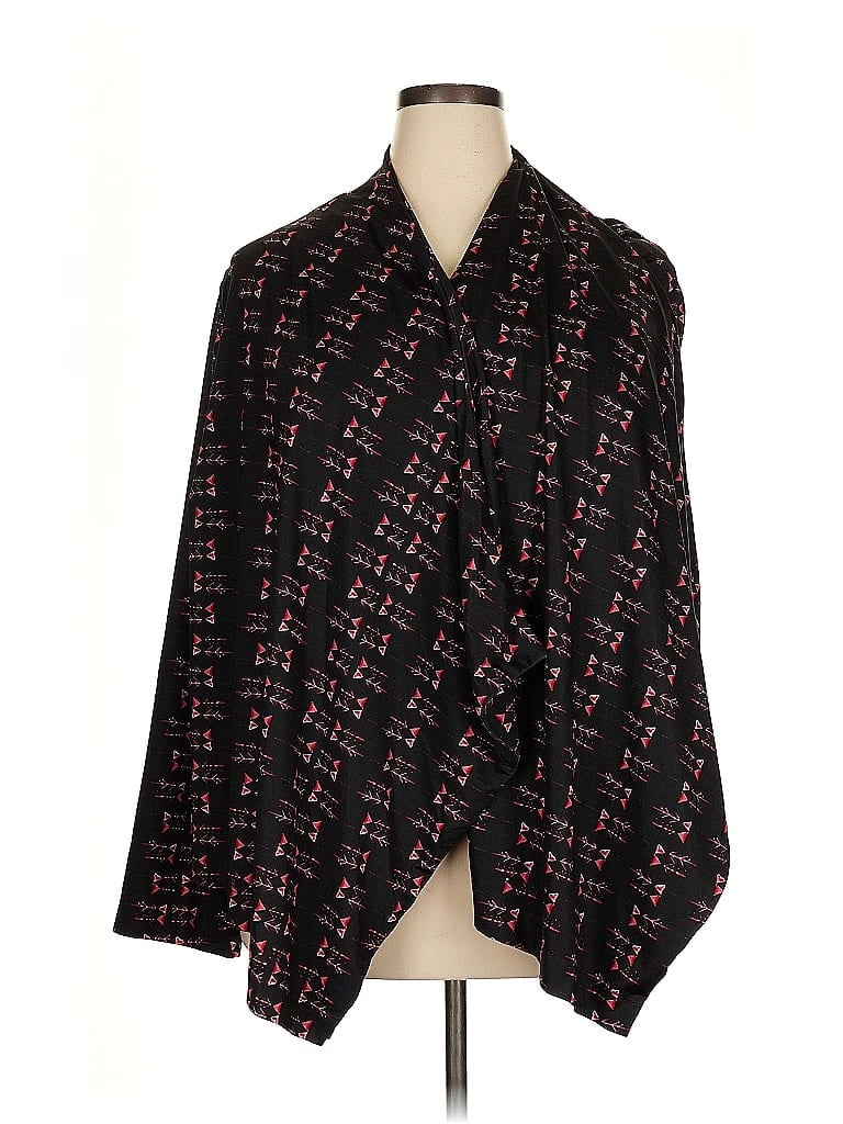 Click to view more detailed imagery on our partner's website Pre-owned Jete Poncho In Black
