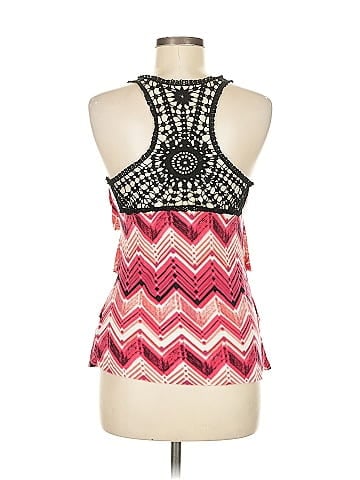 B.wear Sleeveless Blouse (view 2)