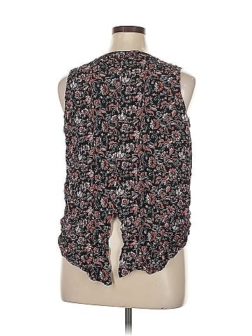 Sanctuary Sleeveless Blouse (view 2)