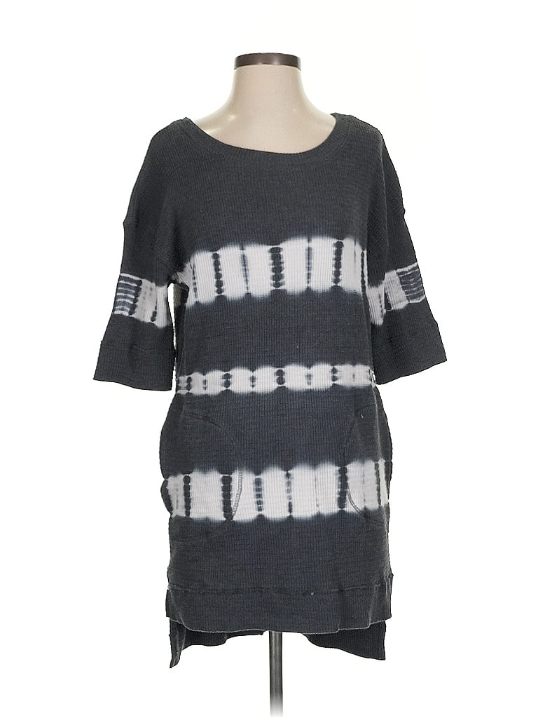 Pre-owned We The Free Pullover Sweater In Gray