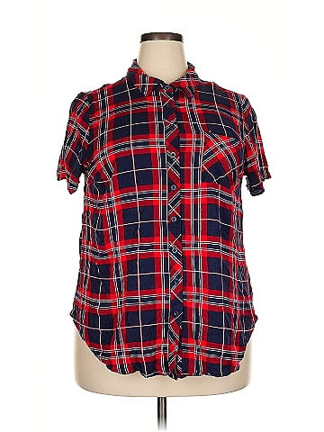 Torrid Short Sleeve Button-Down Shirt (view 1)