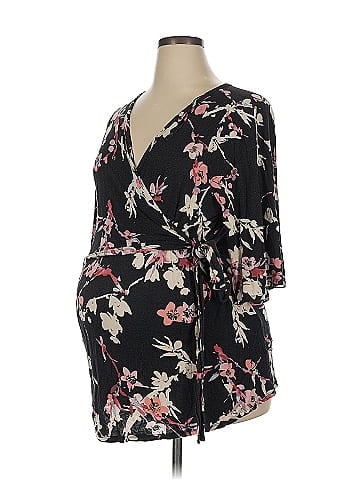 a:glow 3/4 Sleeve Top (view 1)