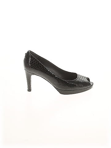 Stuart Weitzman Heels (view 1)