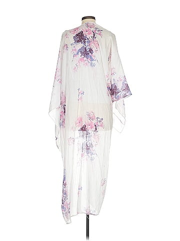 En Creme Kimono (view 2)