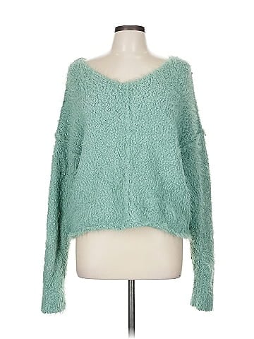 New In Pullover Sweater (view 1)