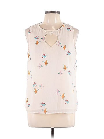 Sugarhill Boutique Sleeveless Blouse (view 1)
