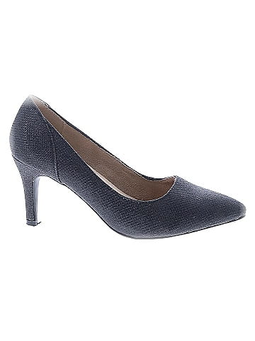 Gloria Vanderbilt Heels (view 1)