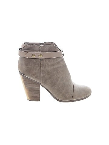 Breckelle's Ankle Boots (view 1)