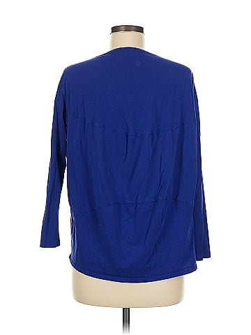 Lululemon Athletica 3/4 Sleeve T-Shirt (view 2)