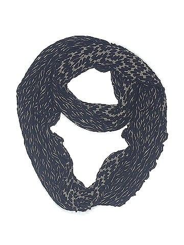 Tianello Scarf (view 2)