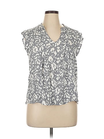 Fun2Fun Sleeveless Blouse (view 1)