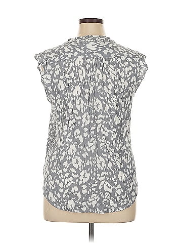 Fun2Fun Sleeveless Blouse (view 2)