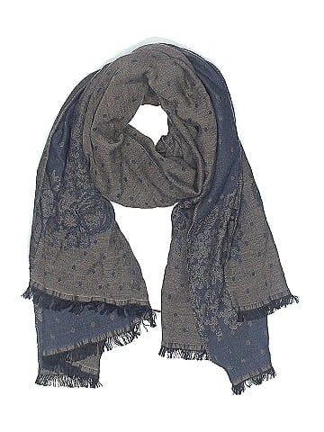 Marc Rozier Scarf (view 1)