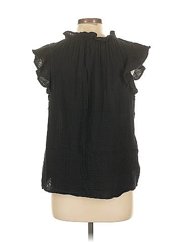Old Navy Sleeveless T-Shirt (view 2)