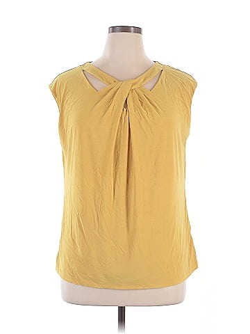 Kasper Sleeveless Blouse (view 1)