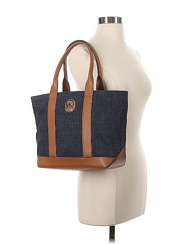 MICHAEL Michael Kors Shoulder Bag (view 2)