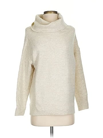 Old Navy Turtleneck Sweater (view 1)