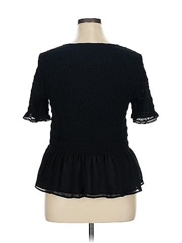 Torrid 3/4 Sleeve T-Shirt (view 2)