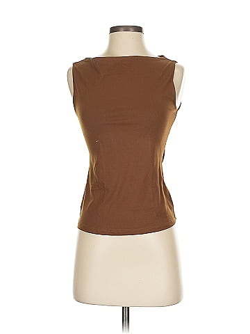 Trendy Queen Sleeveless T-Shirt (view 1)