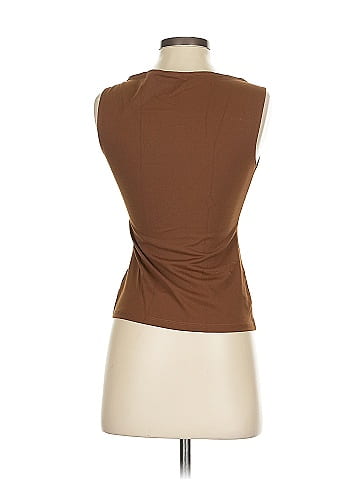 Trendy Queen Sleeveless T-Shirt (view 2)