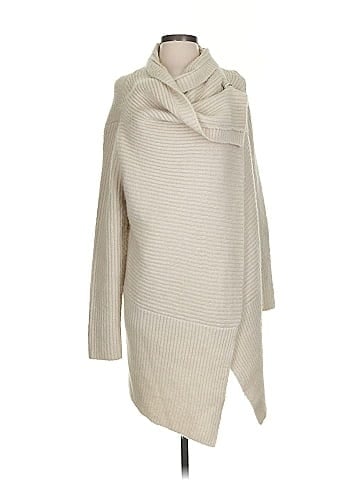 Saks Fifth Avenue Poncho (view 1)