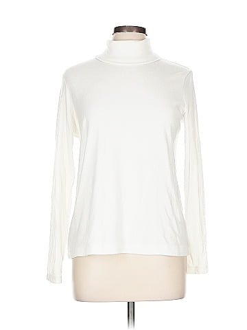 Uniqlo Turtleneck Sweater (view 1)