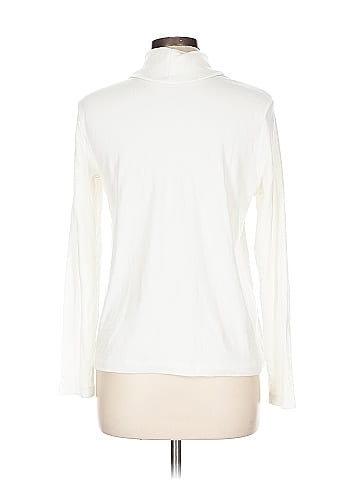 Uniqlo Turtleneck Sweater (view 2)