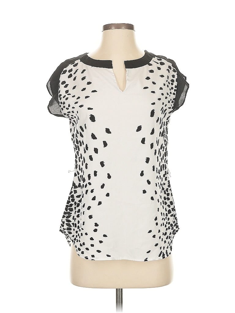 Pre-owned New York And Company Short Sleeve Blouse In Silver