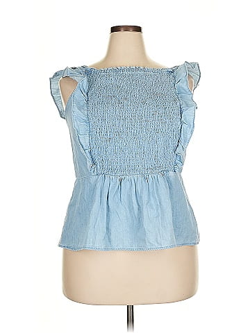 Old Navy Sleeveless T-Shirt (view 1)