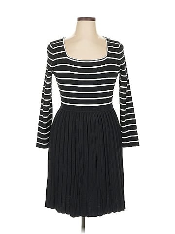 Zesica Casual Dress (view 1)