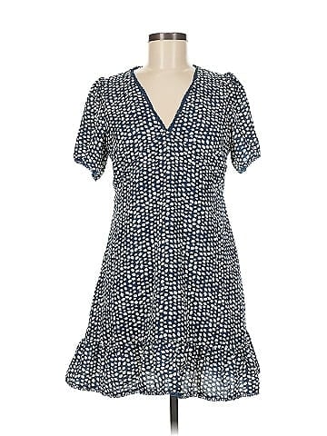 Urban Outfitters Casual Dress (view 1)