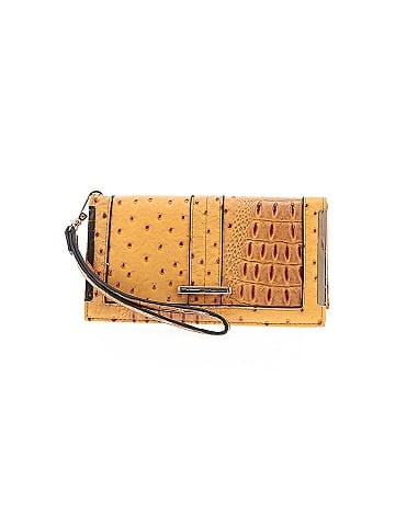 Unbranded Wristlet (view 1)