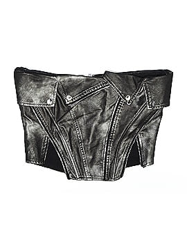 Akira Sleeveless Top