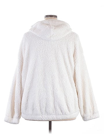 Athletic Works Poncho (view 2)