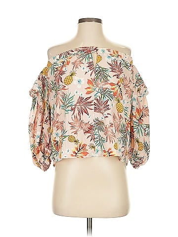 Romeo & Juliet Couture 3/4 Sleeve Blouse (view 1)